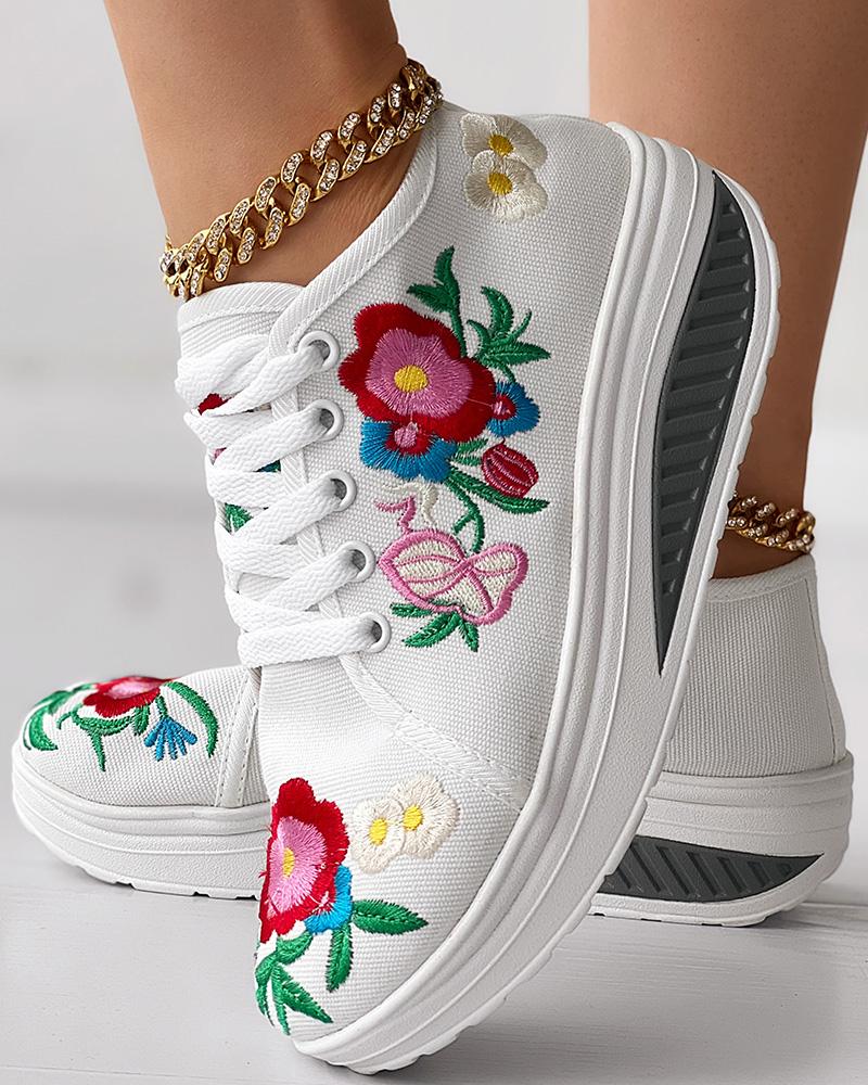 

Floral Embroidery Lace-up Casual Muffin Sneakers, White