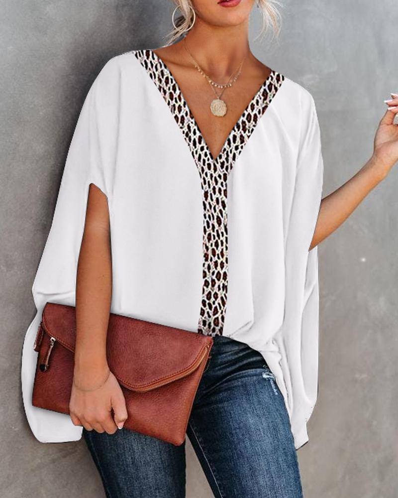 

Leopard Print Batwing Sleeve Cape Design Top, White