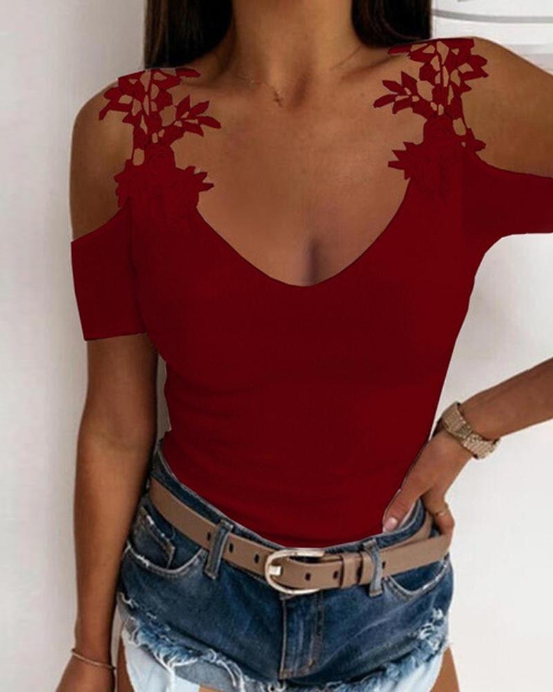 

Contrast Lace Cold Shoulder Top, Wine red