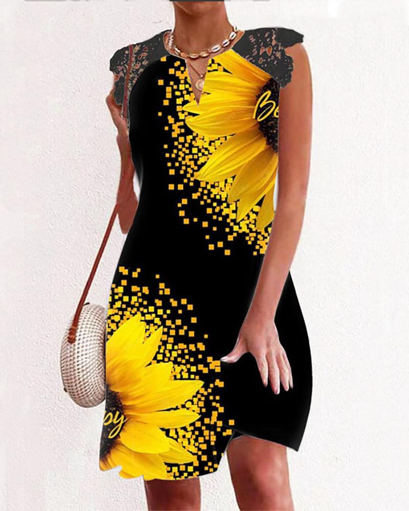 

Sunflower Print Sleeveless Lace Patch Dress, Black