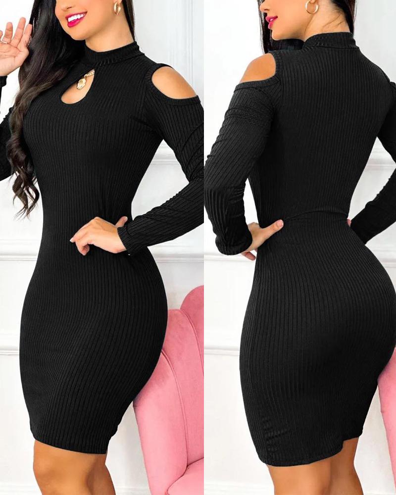 

Cold Shoulder Cutout Bodycon Dress, Black