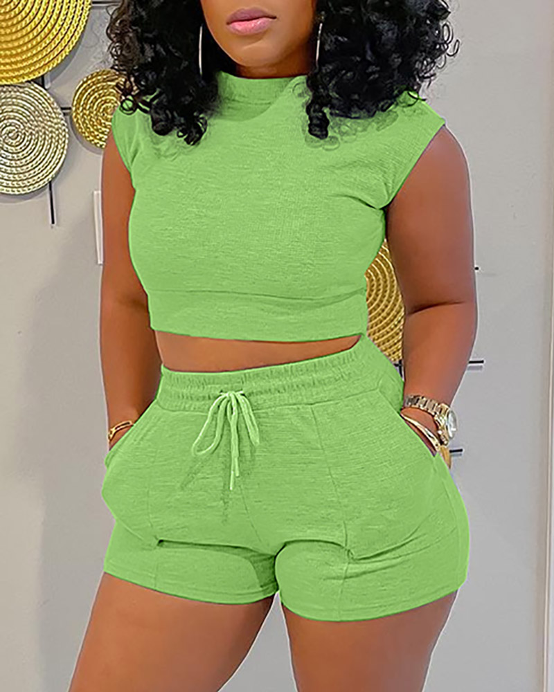 

Cap Sleeve Crop Top & Drawstring Pocket Design Shorts Set, Green