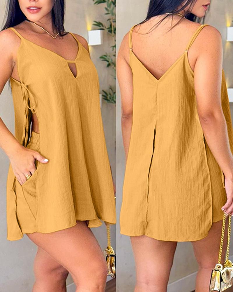 

Conjunto de top cami com fenda com detalhes amarrados e shorts com design de bolso, Khaki