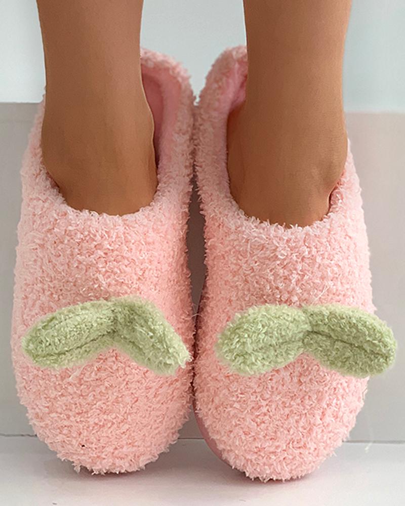 

3D Leaf Pattern Fluffy Slippers, Pink