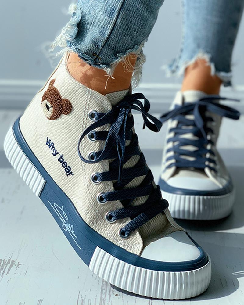 

Bear Pattern Letter Embroidery Eyelet Lace-up Sneaker, Beige