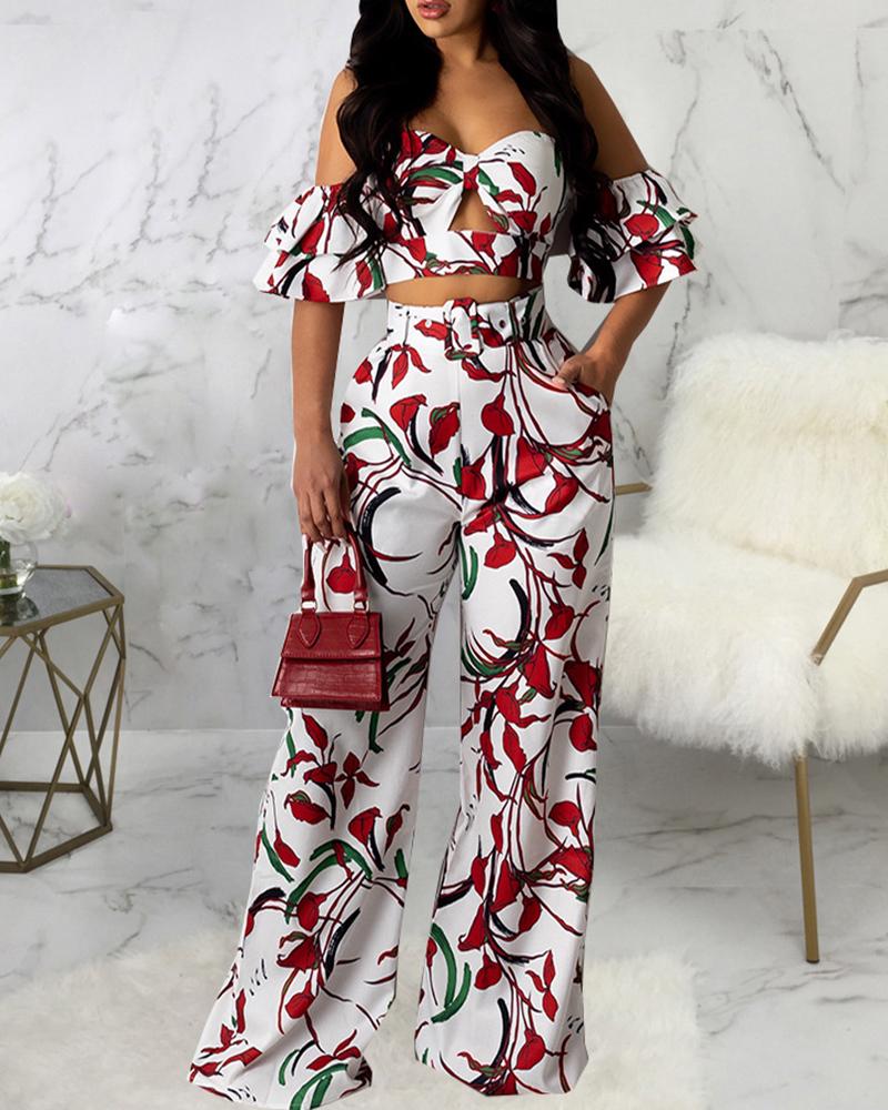 

Off Shoulder Ruffles Crop Top & Pants Sets, White