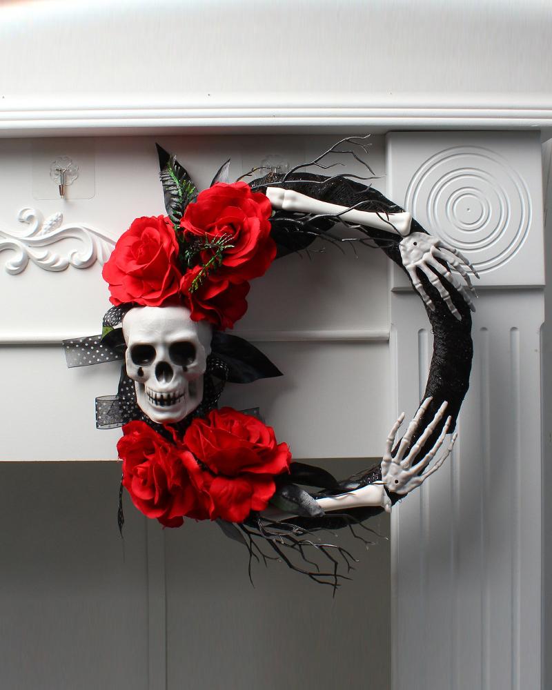 

Halloween Skull Rose Flowers Wreath Artificial Garland Wreath Front Door Thanksgiving Festival Decoration Ornaments, Black