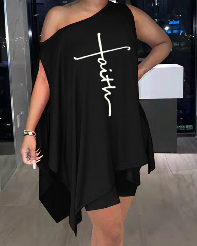 

Letter Print Cold Shoulder Split Hem Top & Shorts Set, Black