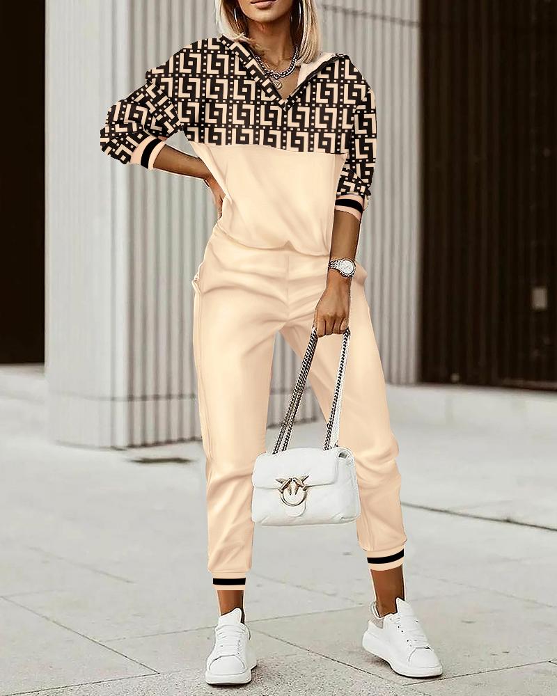 

Geometric Print Long Sleeve Top & Pants Set, Apricot