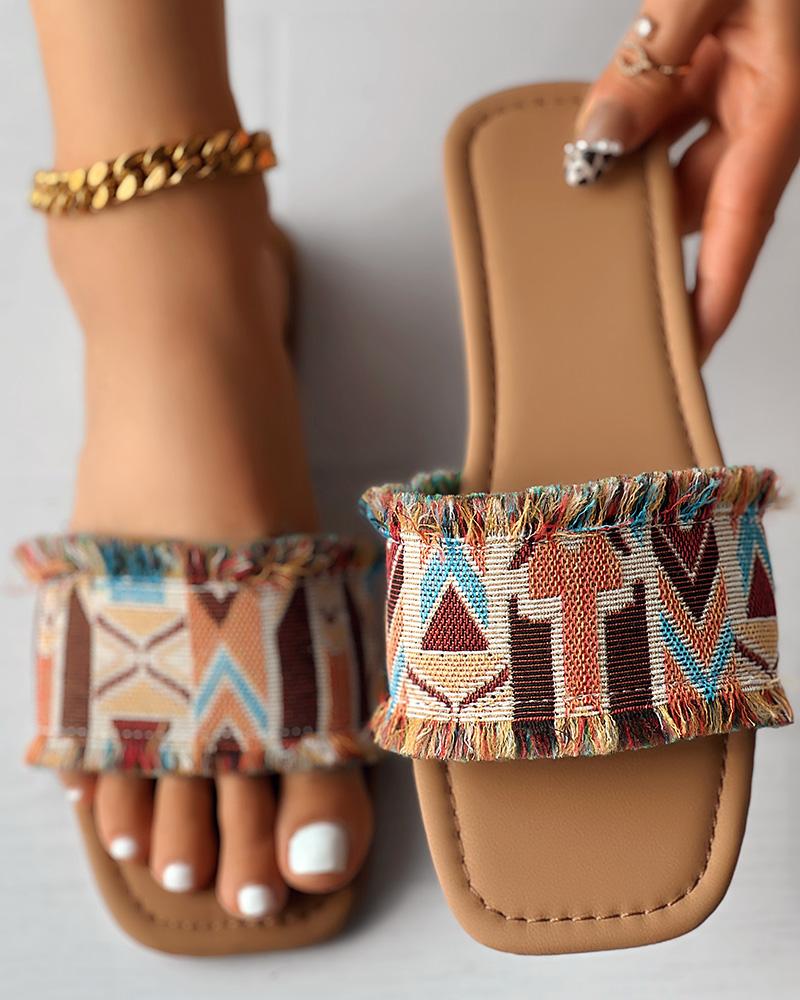 

Aztec Geometric Pattern Fringe Hem Slippers, Brown