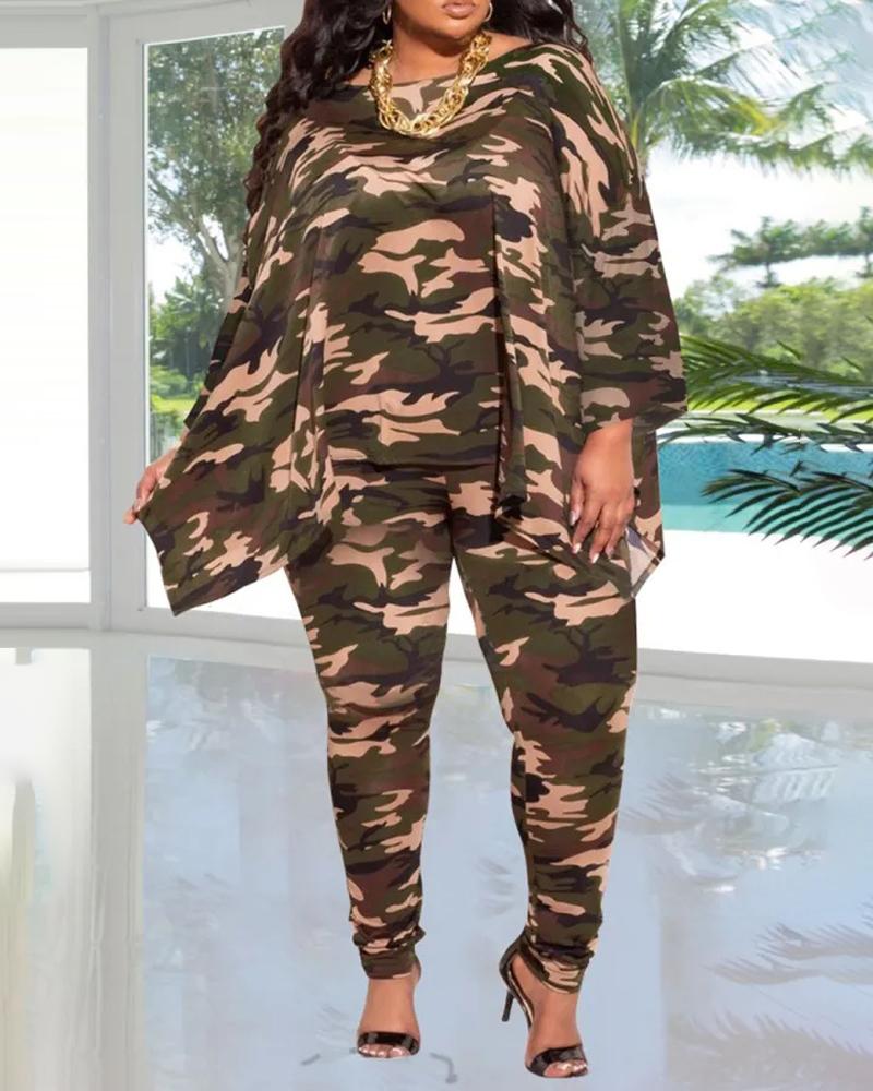 

Plus Size Camouflage Print Batwing Sleeve Top & Pants Set, Green