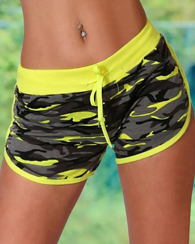 

Camouflage Print Drawstring Active Shorts, Yellow