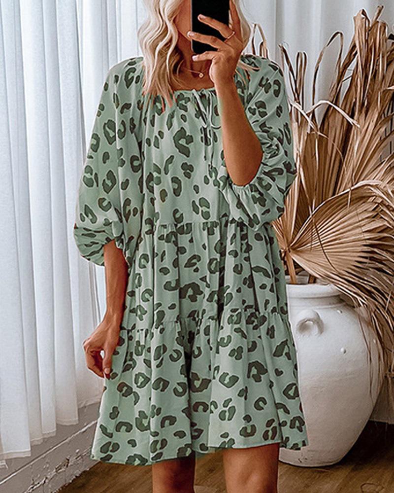 

Leopard Print Ruffle Hem Casual Dress, Green