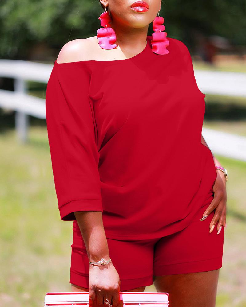 

Plain Casual Top & Shorts Set, Red