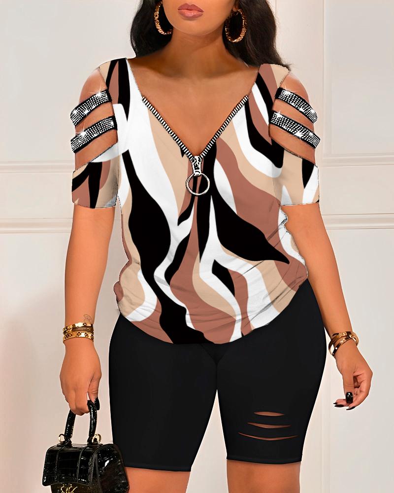 

Abstract Print Rhinestone Top & Ladder Cutout Shorts Set, Coffee