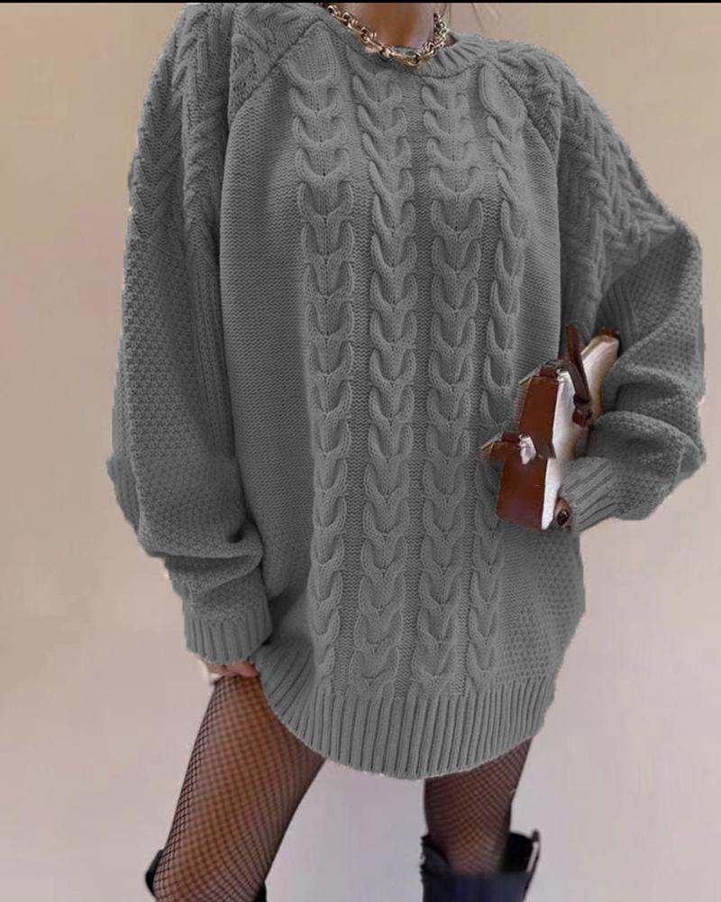 

Long Sleeve Cable Knit Sweater, Gray