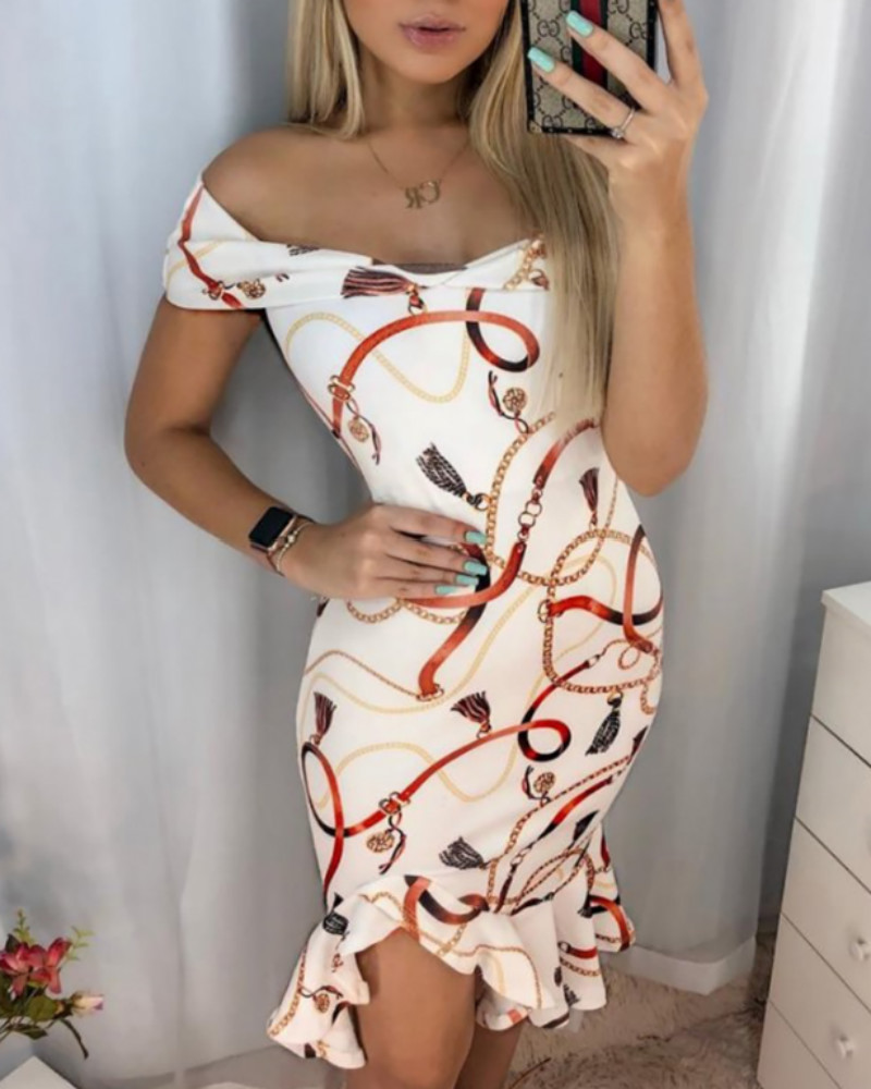 

Chain Print Off Shoulder Ruffles Dress, White