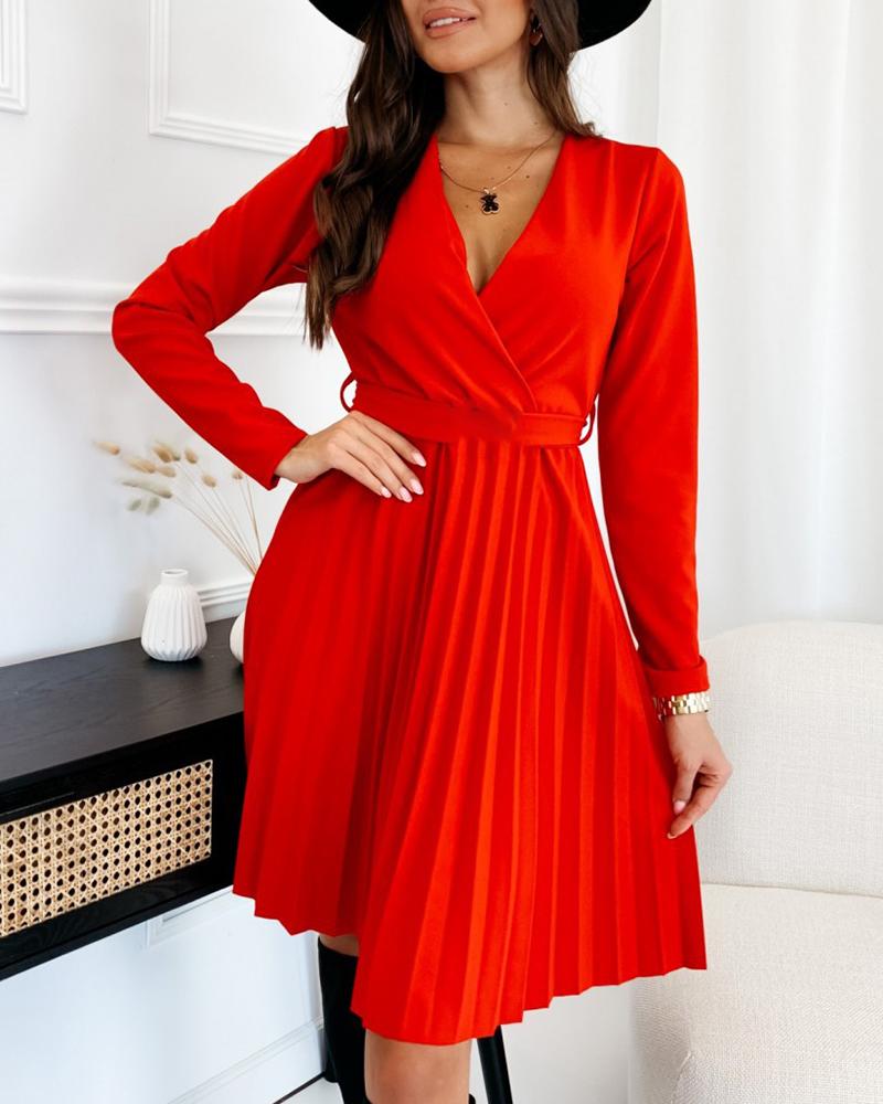

V Neck Long Sleeve Pleated Work Dress With Belt, Red