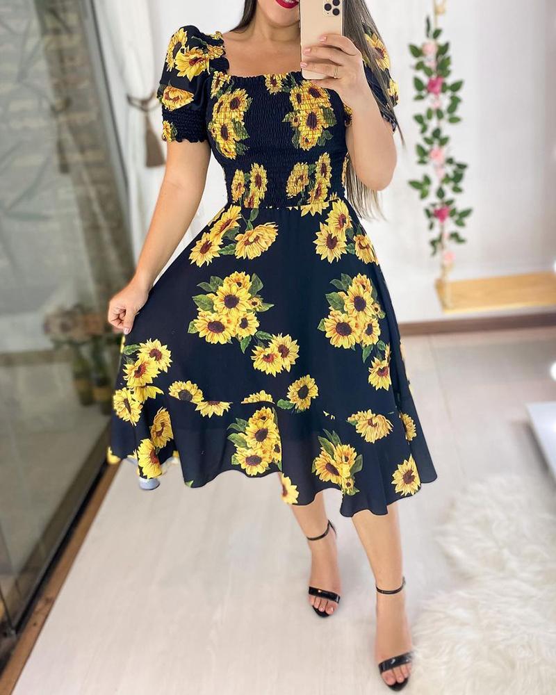 

Sunflower Print Puff Sleeve Shirring Detail Dress, Black