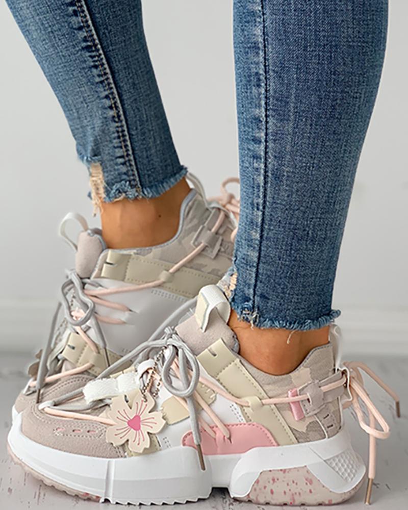 

Floral Pattern Decor Colorblock Lace-up Sneaker, Pink