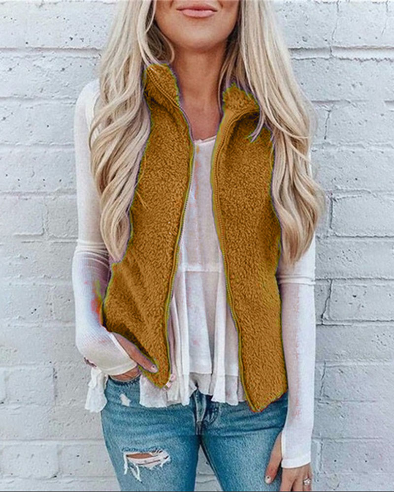 

Pocket Detail Zip Up Teddy Vest Coat, Khaki