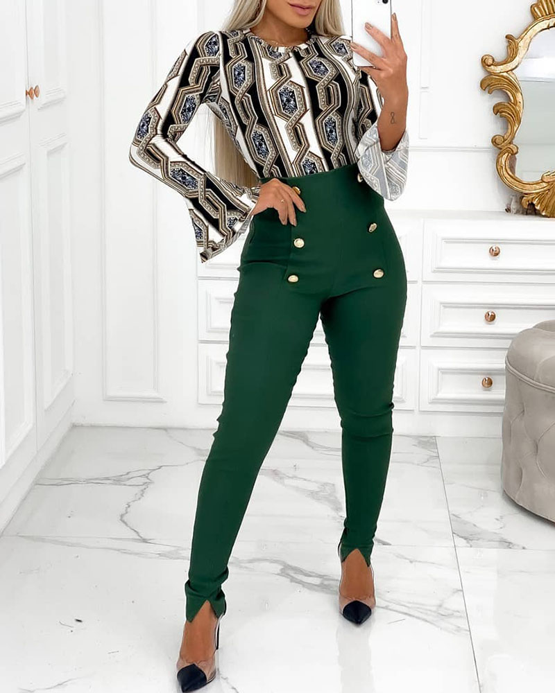 

Allover Print Bell Sleeve Top & Plain Buttoned Pants Set, Green