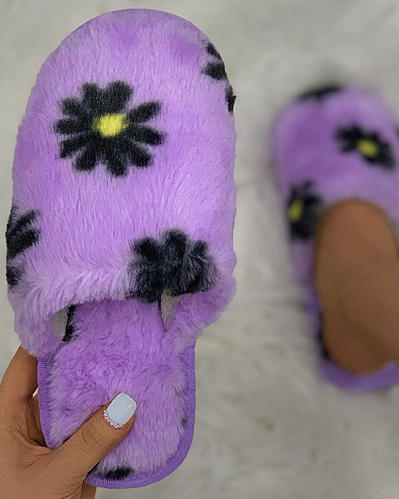 

Daisy Print Close Toe Fluffy Slippers, Purple